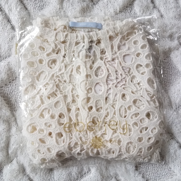 Eberjey Spearhead Sam Shorts Cover-up Crochet White S/M - Picture 8 of 13